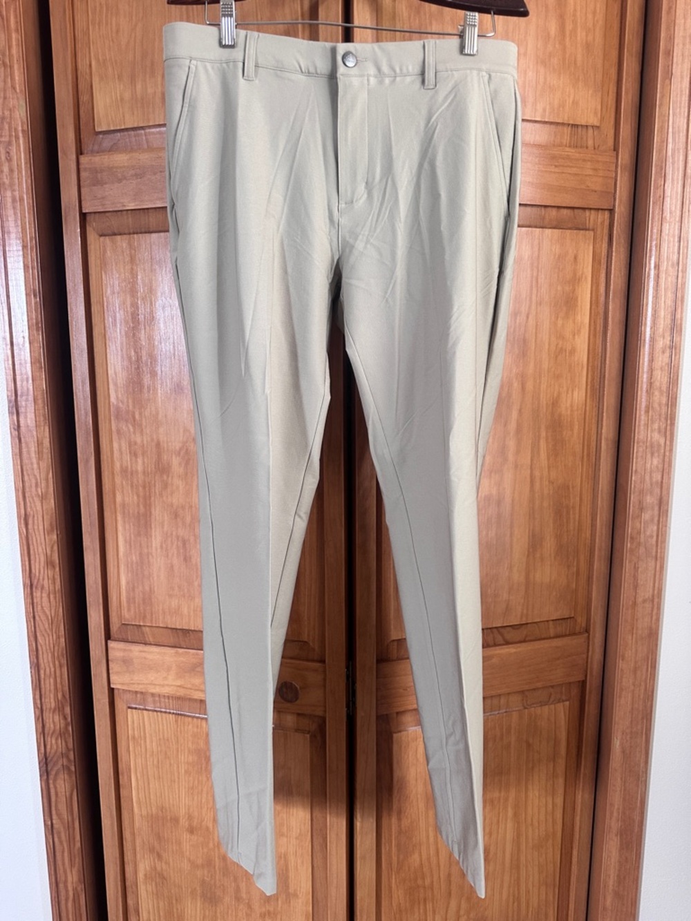 adidas Men’s Tan Climalite Pants  34 x 34